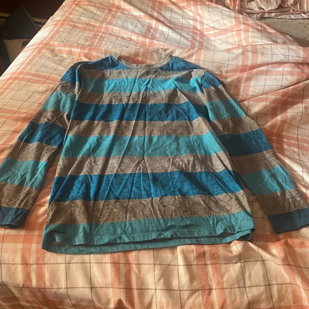 Old Navy Boys Long Sleeve‎ Tee - Blue and Gray Stripes
